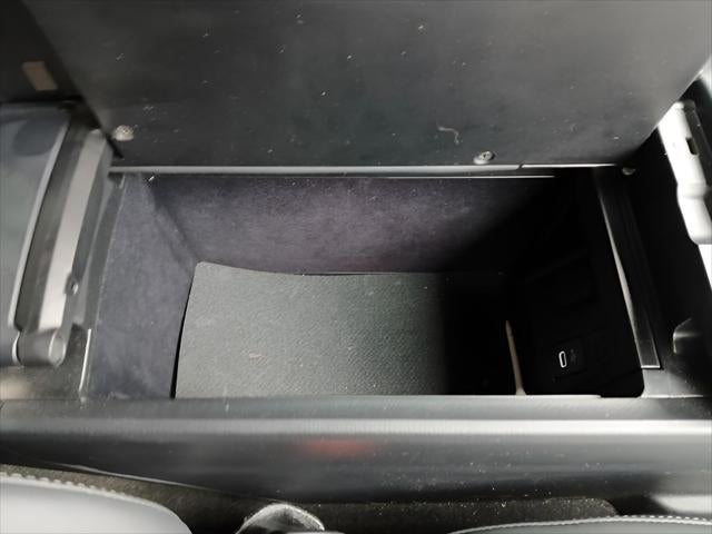 2025 Toyota CROWN SIGNIA XLE