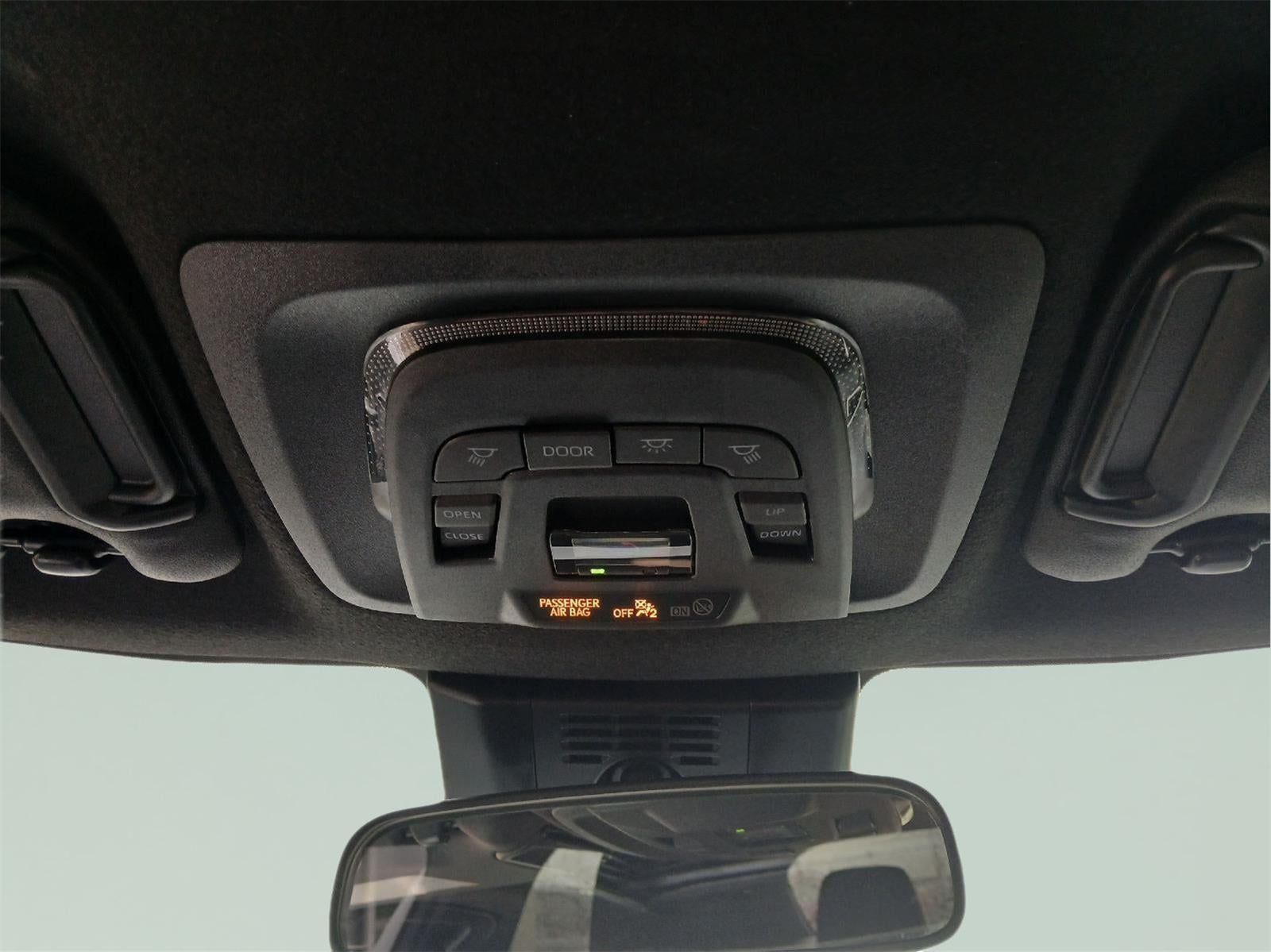 2025 Toyota Corolla Hybrid HYBRID SE AWD