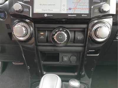 2022 Toyota 4RUNNER TRD Off-Road Premium