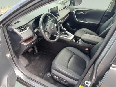 2020 Toyota RAV4 Limited