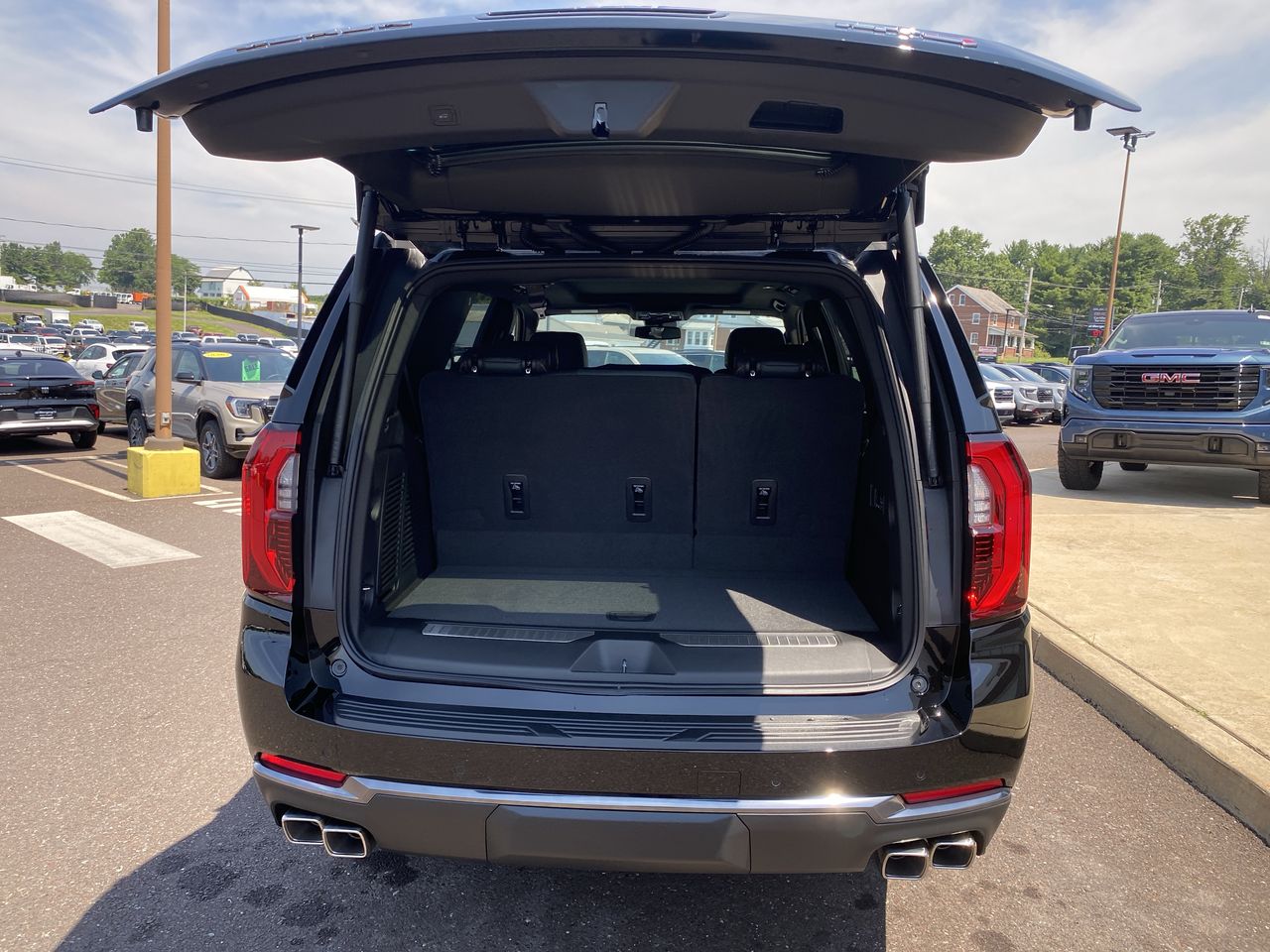 2026 GMC Yukon AT4
