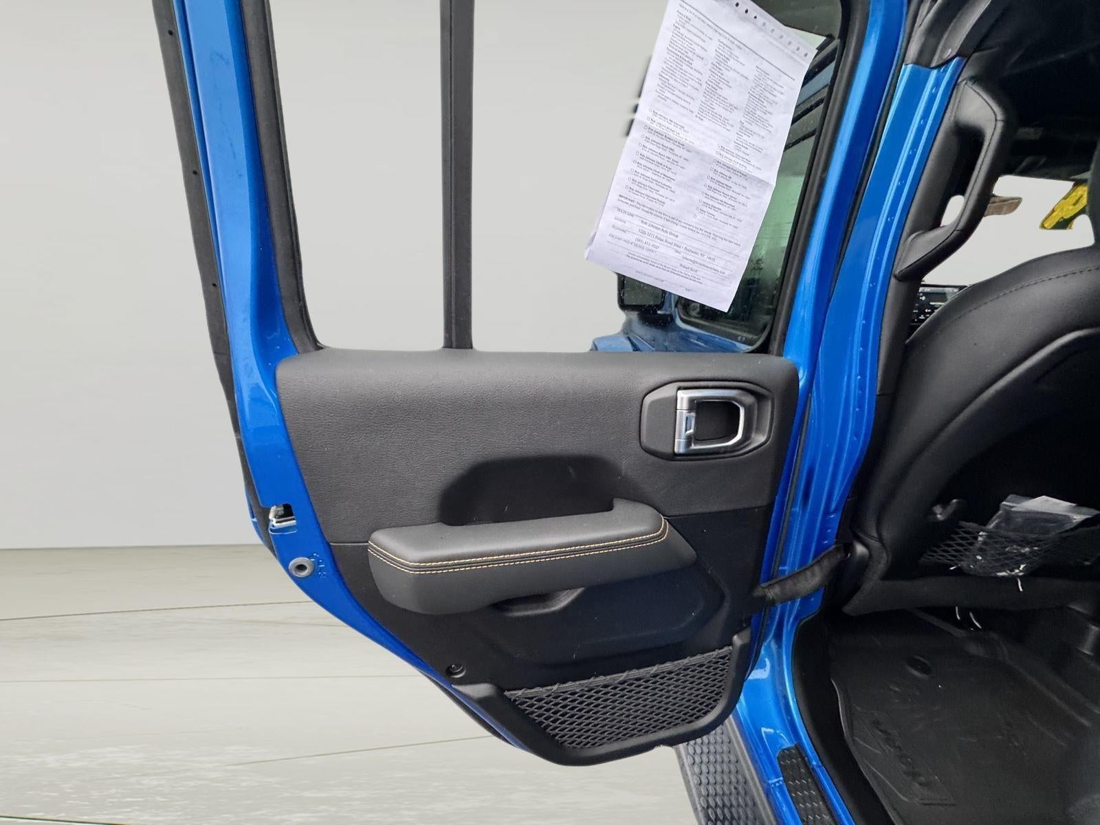 2024 Jeep Wrangler 4-Door Sahara 4x4