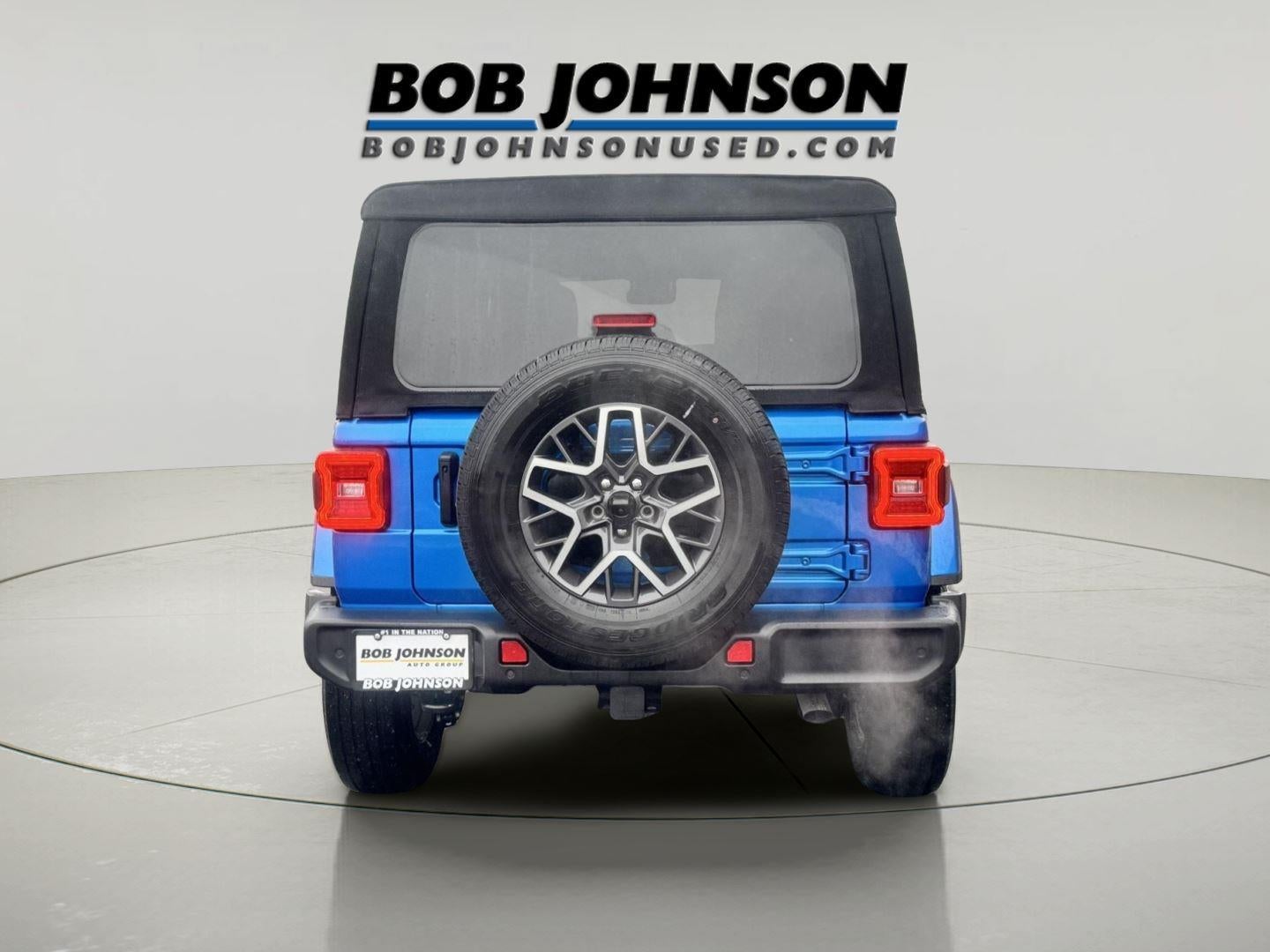 2024 Jeep Wrangler 4-Door Sahara 4x4