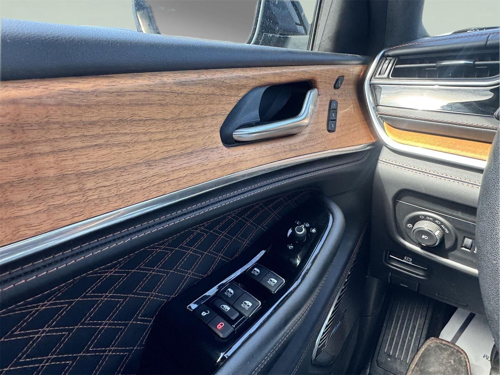 2022 Jeep Grand Cherokee Summit Reserve 4x4