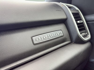 2022 RAM 1500 Big Horn Crew Cab 4x4 5'7" Box