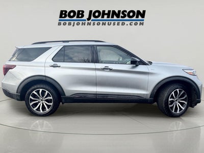 2022 Ford Explorer ST-Line