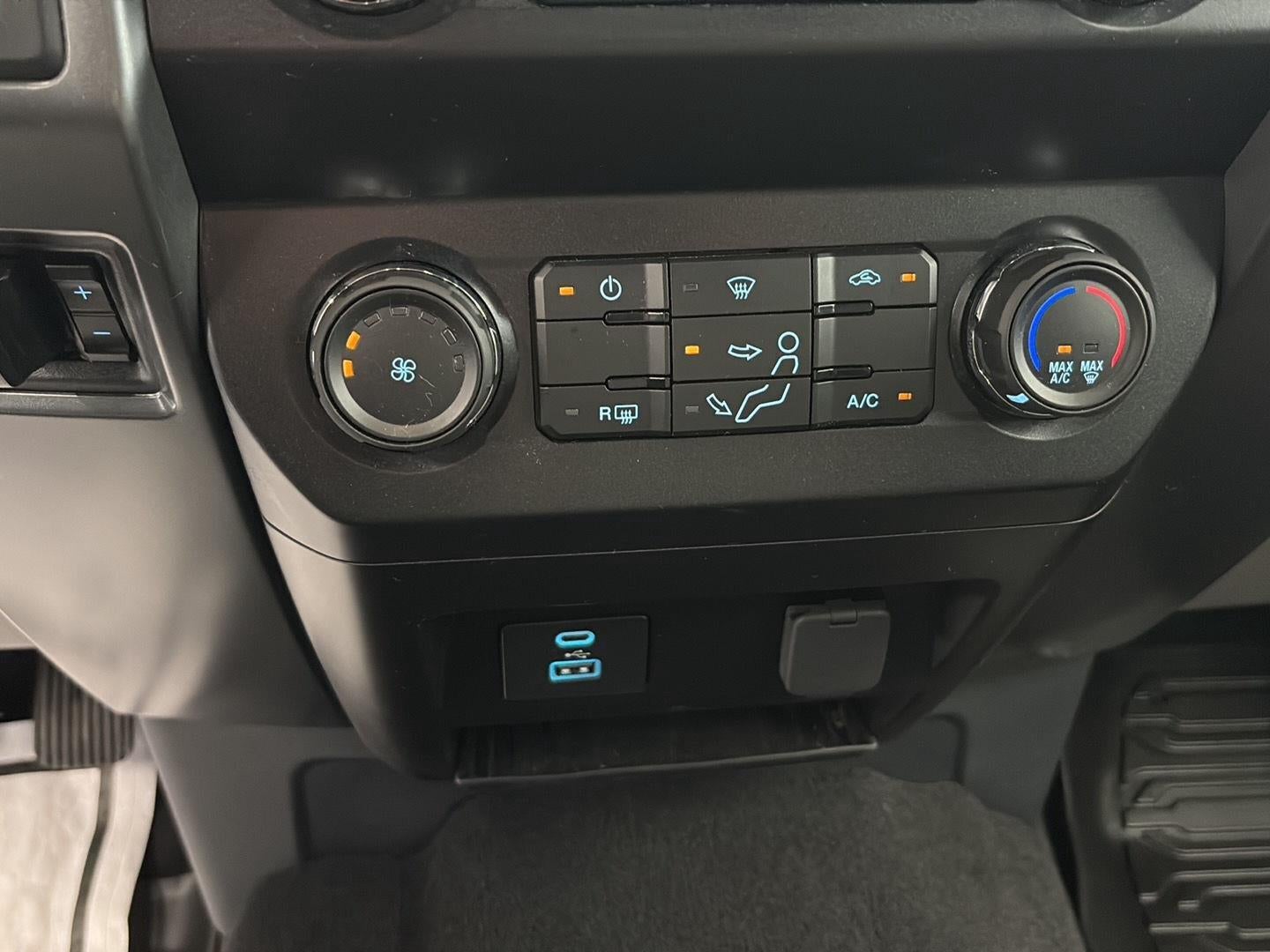 2022 Ford Super Duty F-250 SRW XL