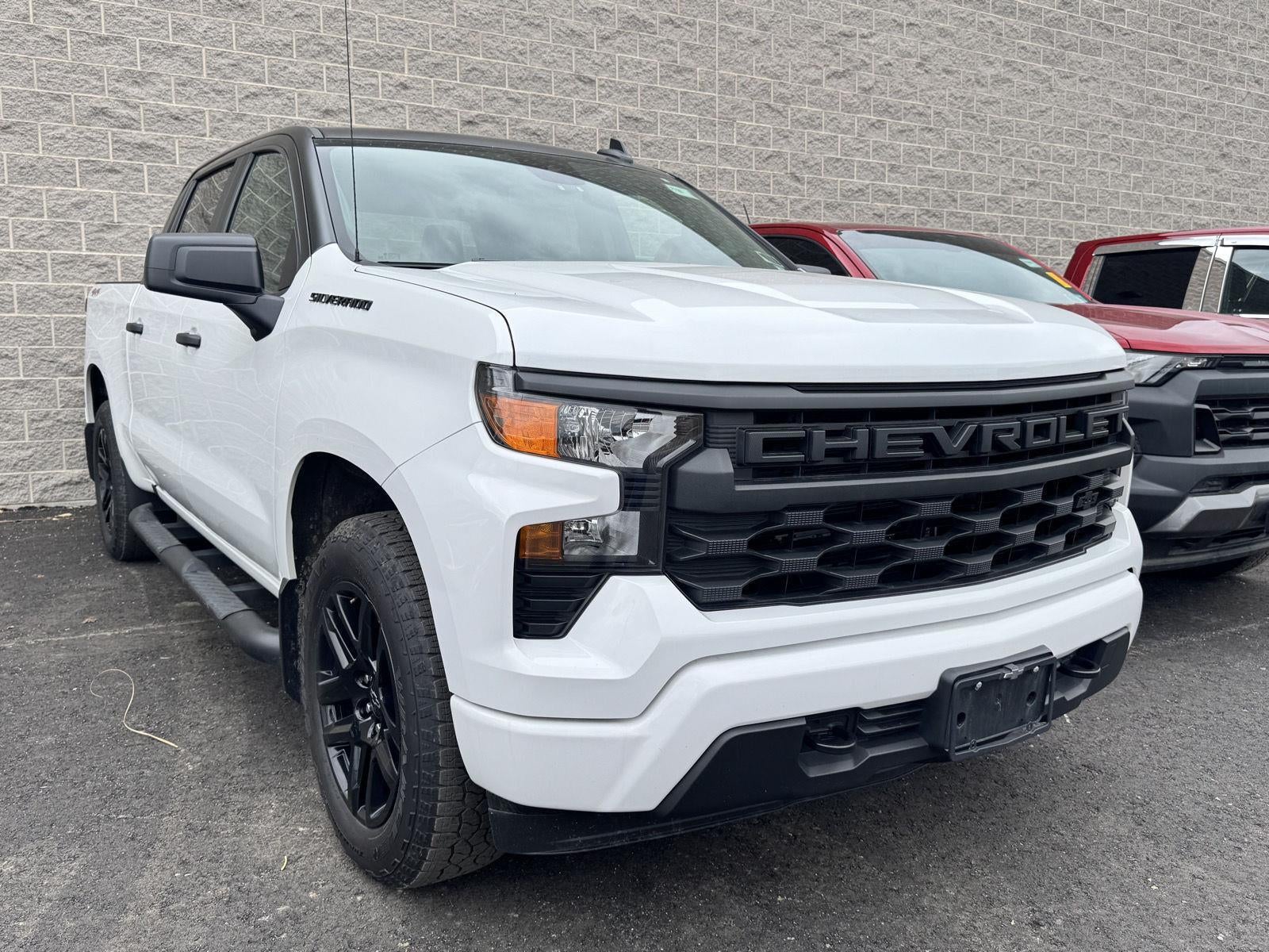 2024 Chevrolet Silverado 1500 Custom