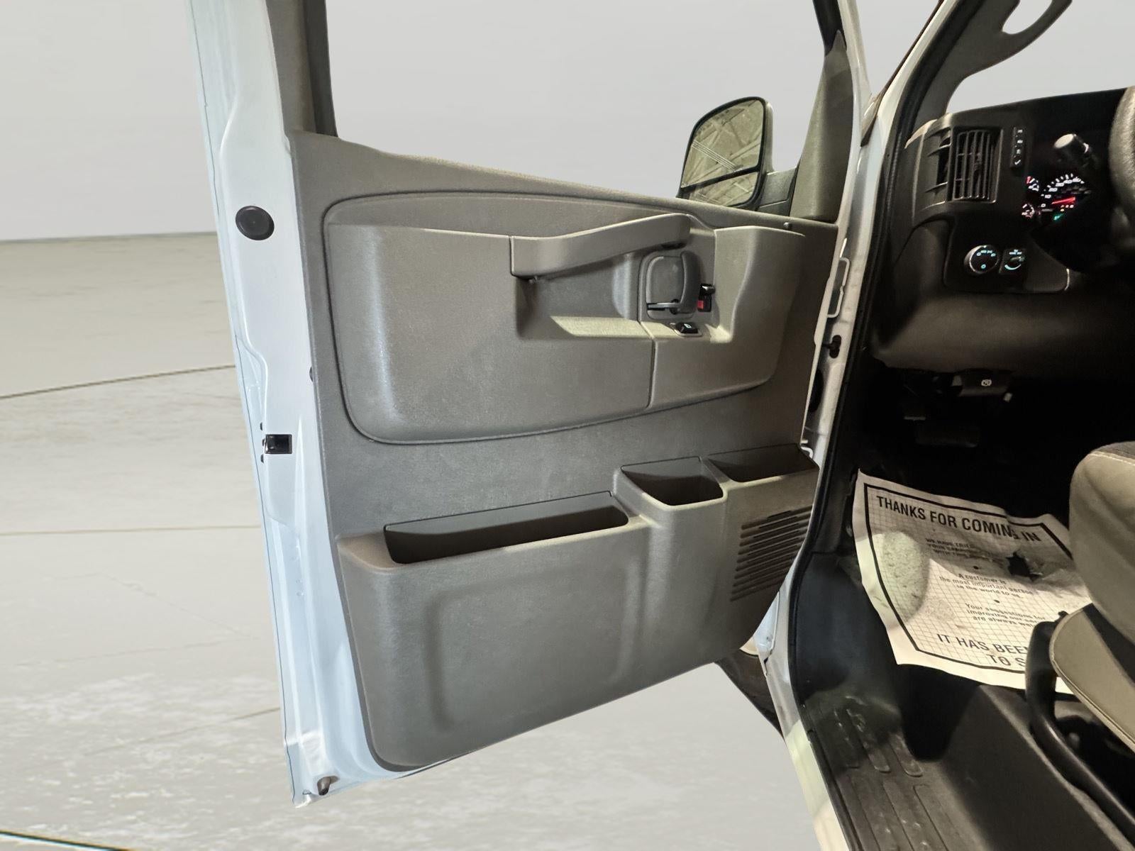 2024 Chevrolet Express Cargo 2500 WT