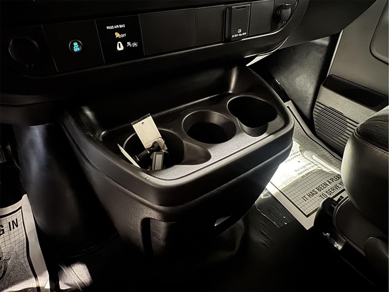 2024 Chevrolet Express Cargo 2500 WT