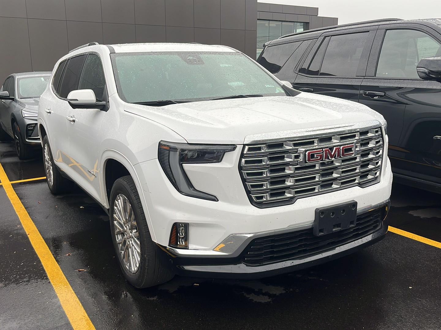 2024 GMC Acadia Denali