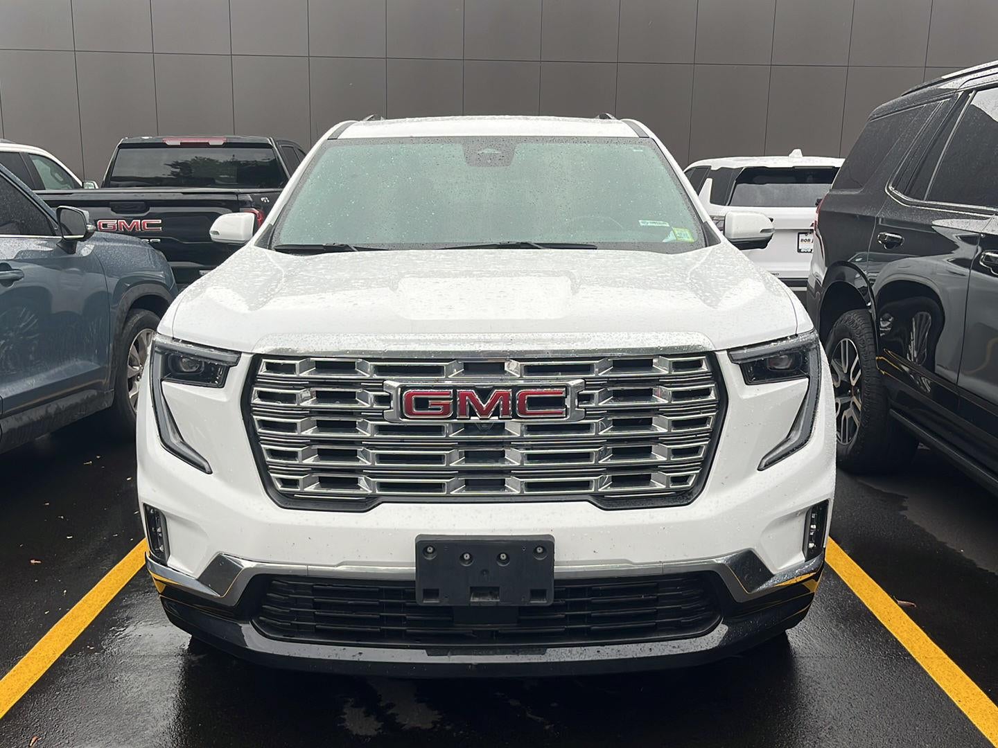 2024 GMC Acadia Denali