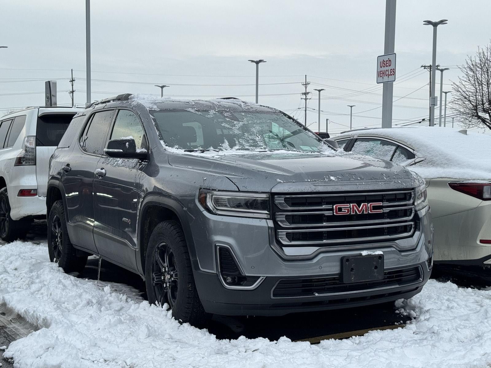 2022 GMC Acadia AT4