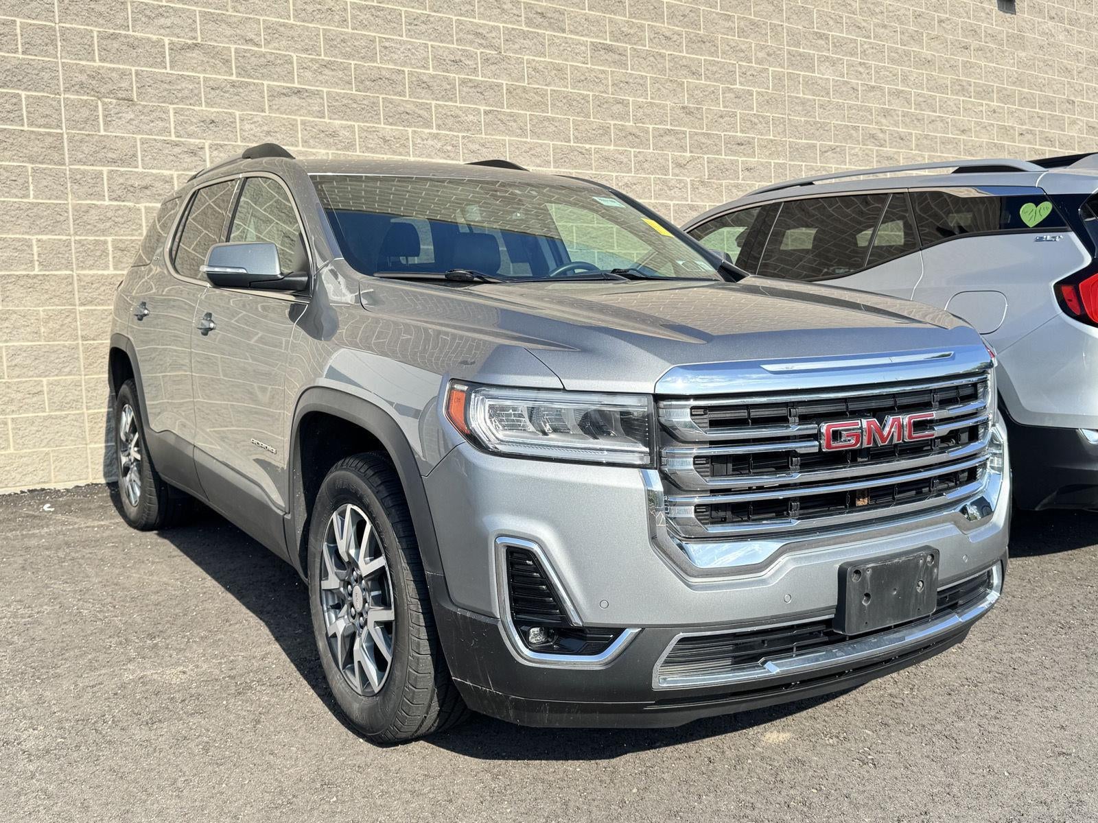 2023 GMC Acadia SLT AWD's photo