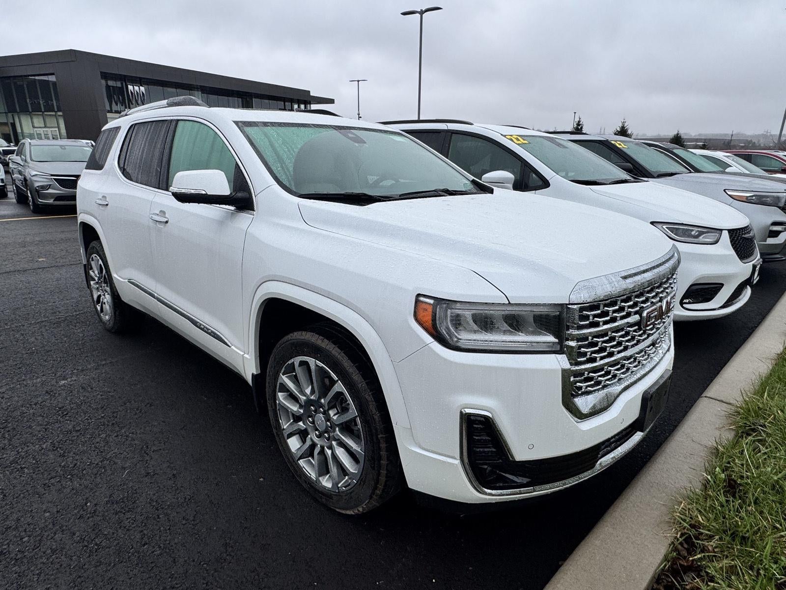 2023 GMC Acadia Denali