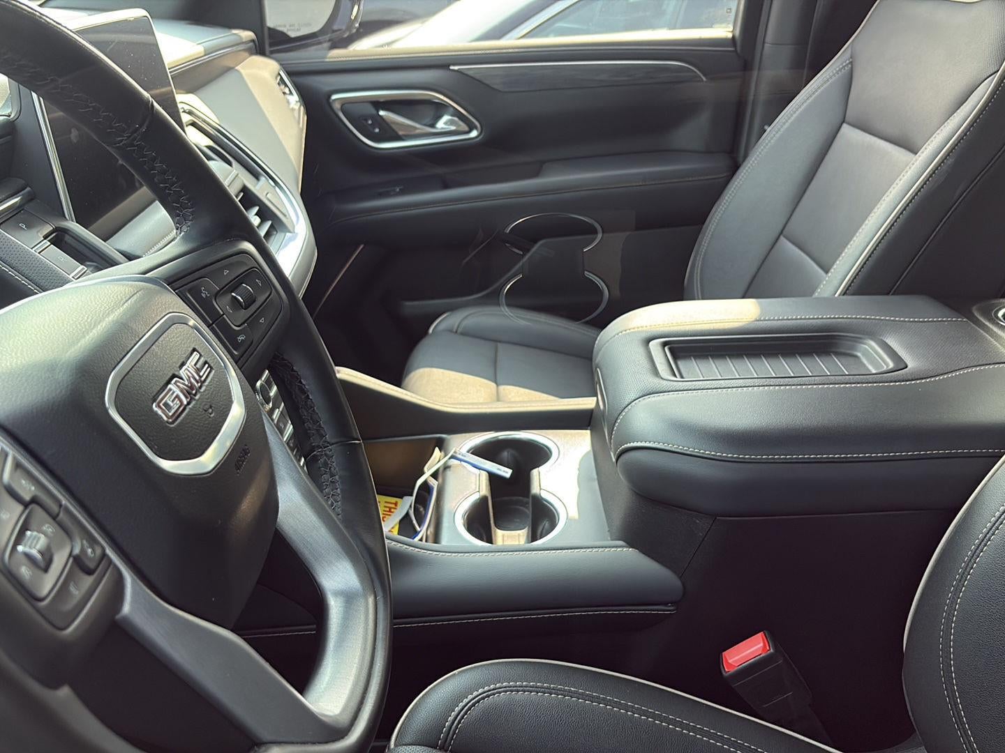 2024 GMC Yukon SLT