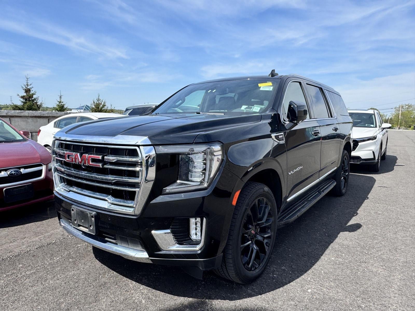2023 GMC Yukon XL SLT