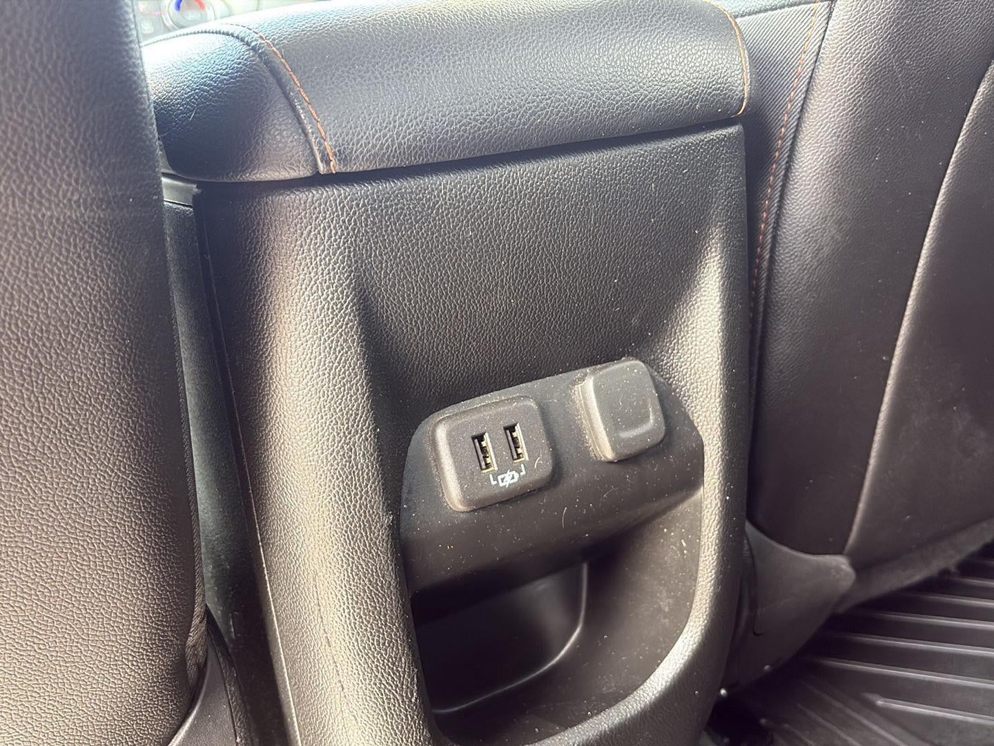 2022 GMC Canyon 4WD AT4 w/Leather