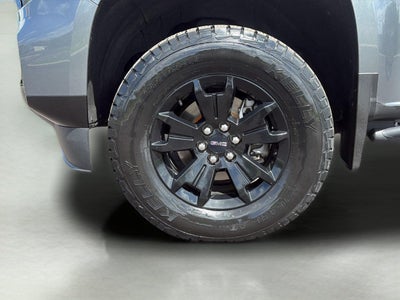 2022 GMC Canyon 4WD AT4 w/Leather