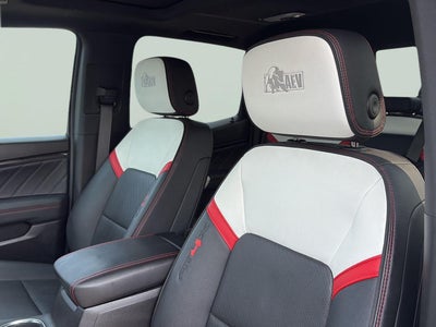 2024 GMC Canyon AT4X