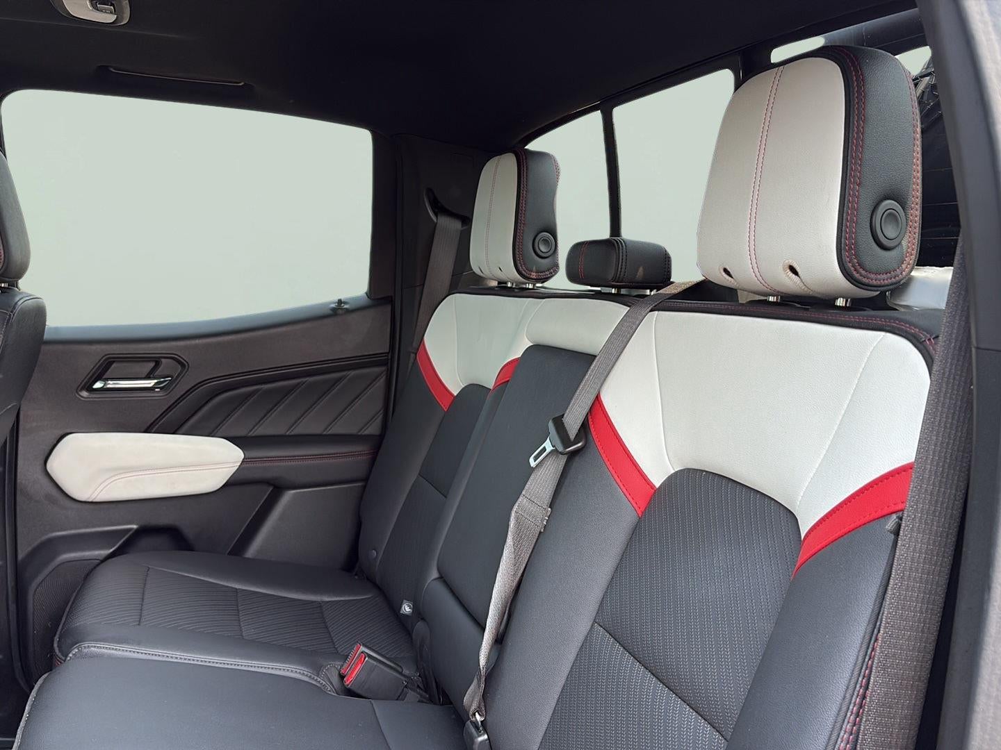 2024 GMC Canyon AT4X