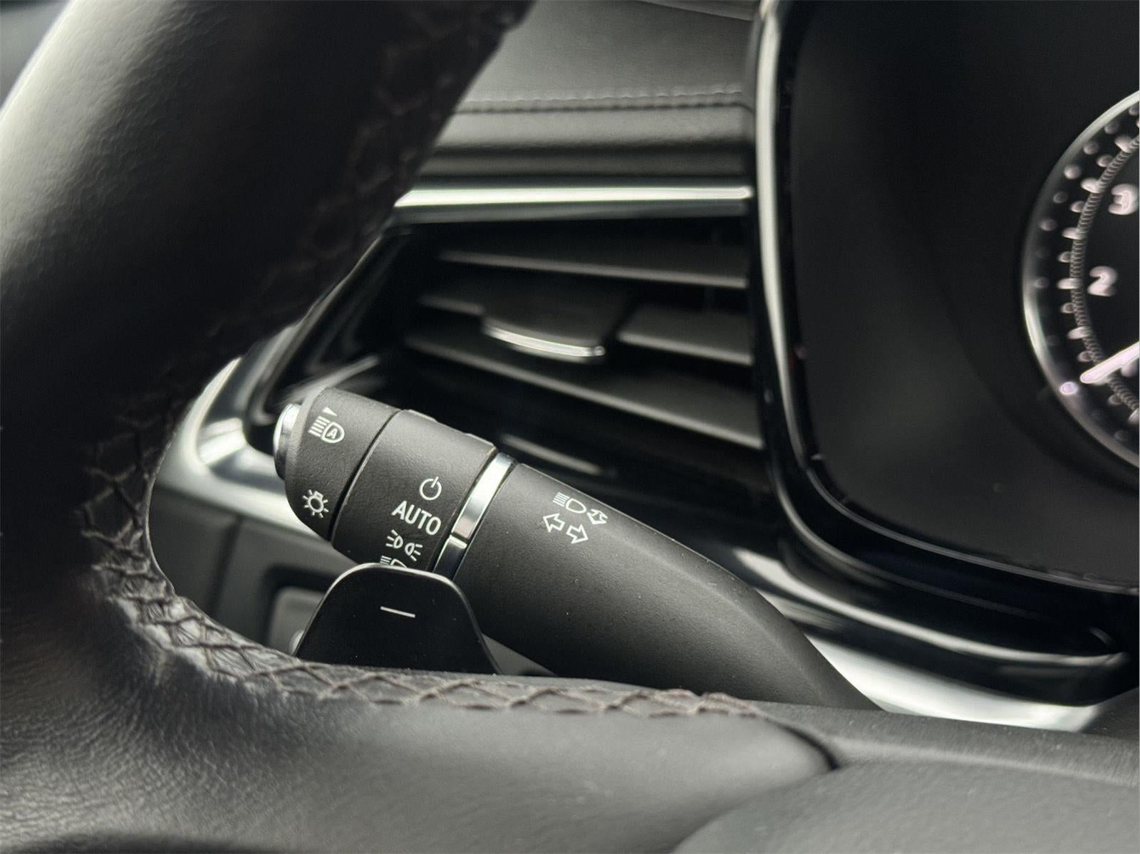 2023 Cadillac XT6 Luxury