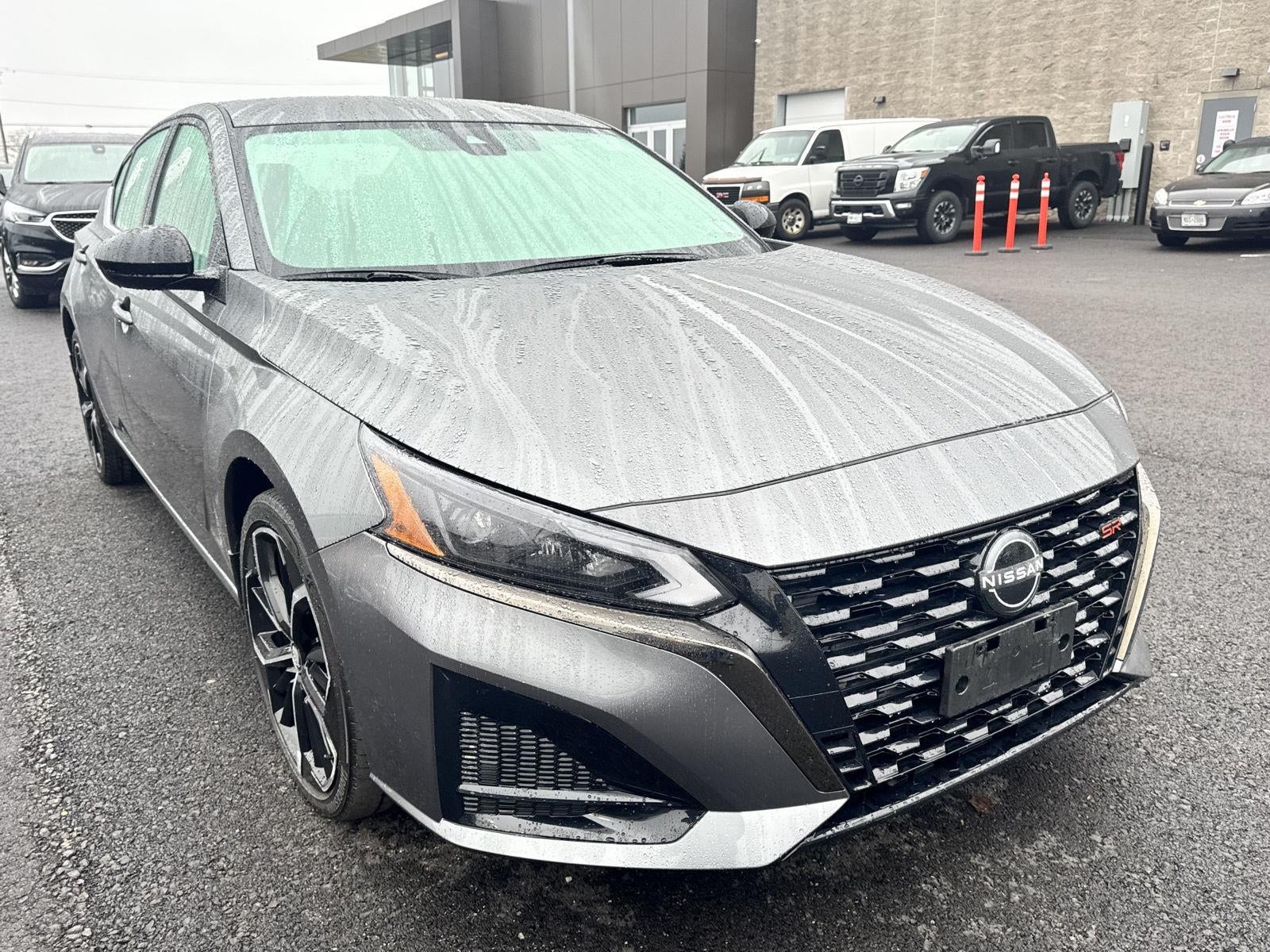 2023 Nissan Altima SR Intelligent AWD