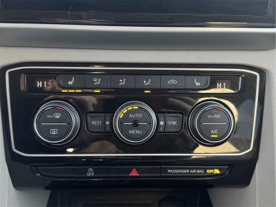 2022 Volkswagen Atlas 3.6L V6 SE w/Technology