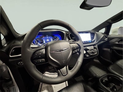 2022 Chrysler Pacifica Touring L AWD