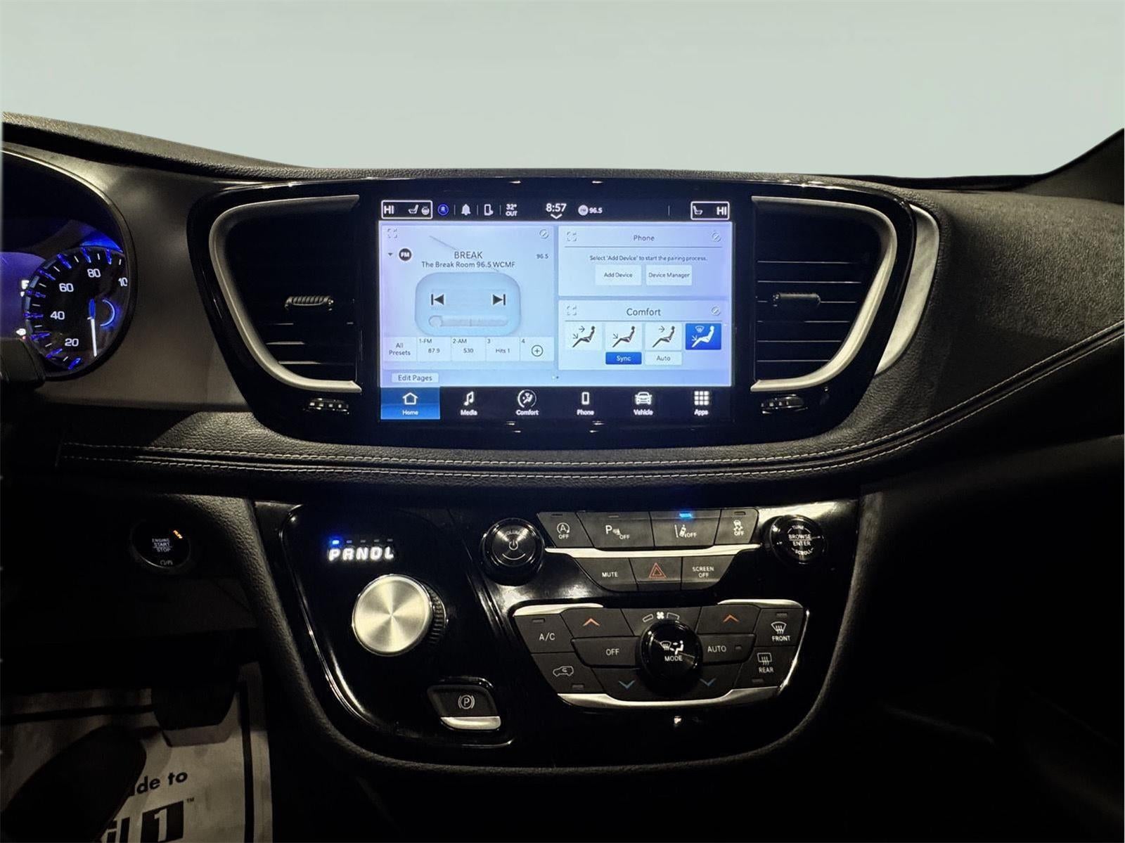 2022 Chrysler Pacifica Touring L AWD