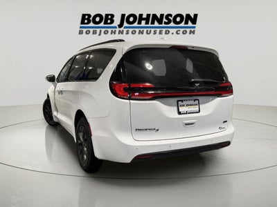 2022 Chrysler Pacifica Touring L AWD