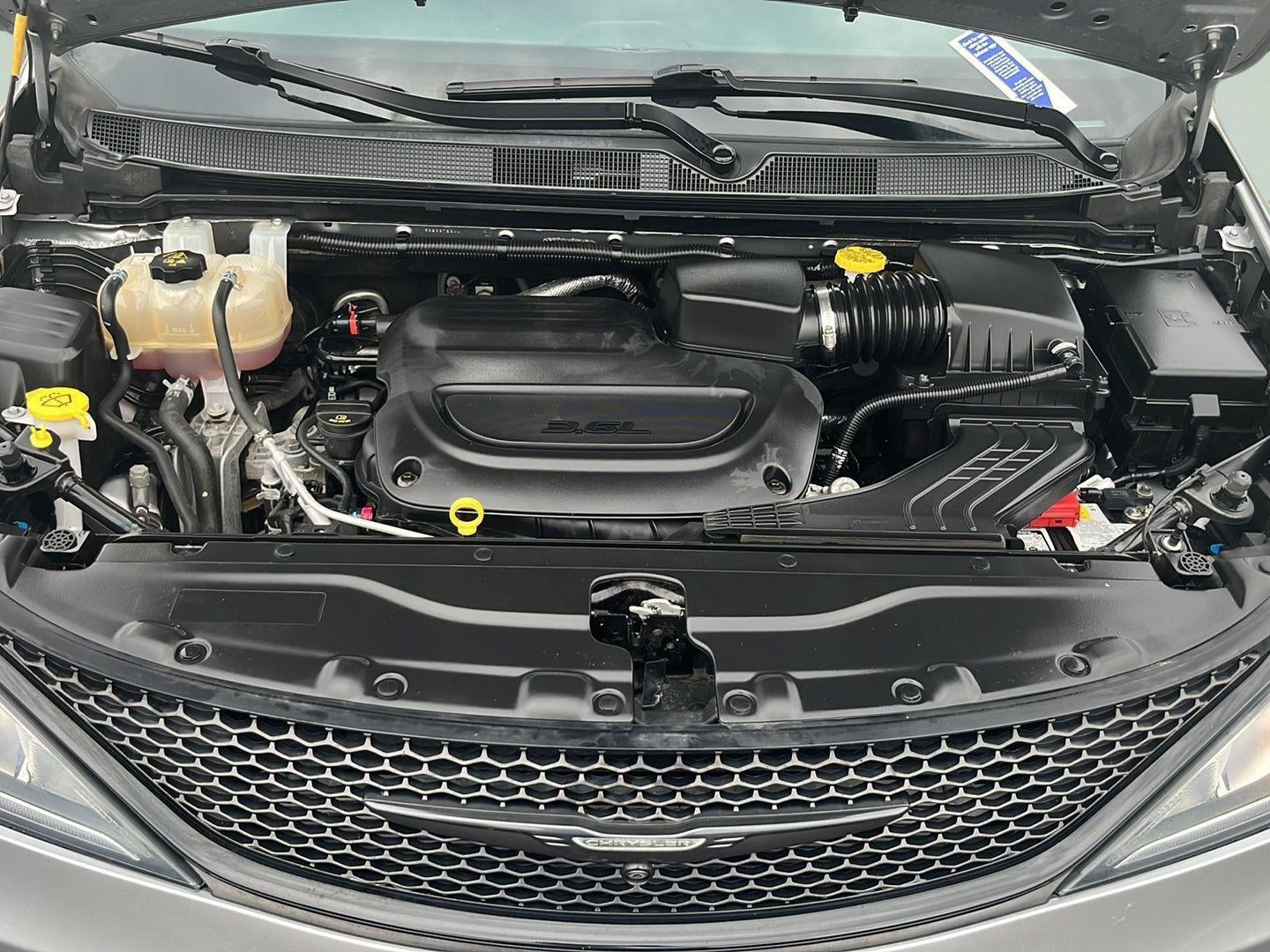 2020 Chrysler Pacifica AWD Launch Edition