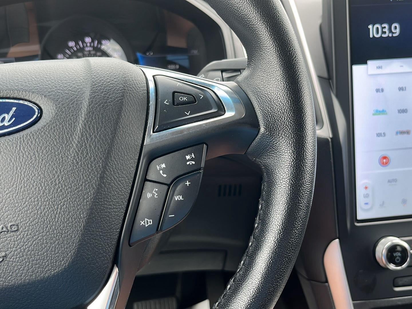 2023 Ford Edge SEL