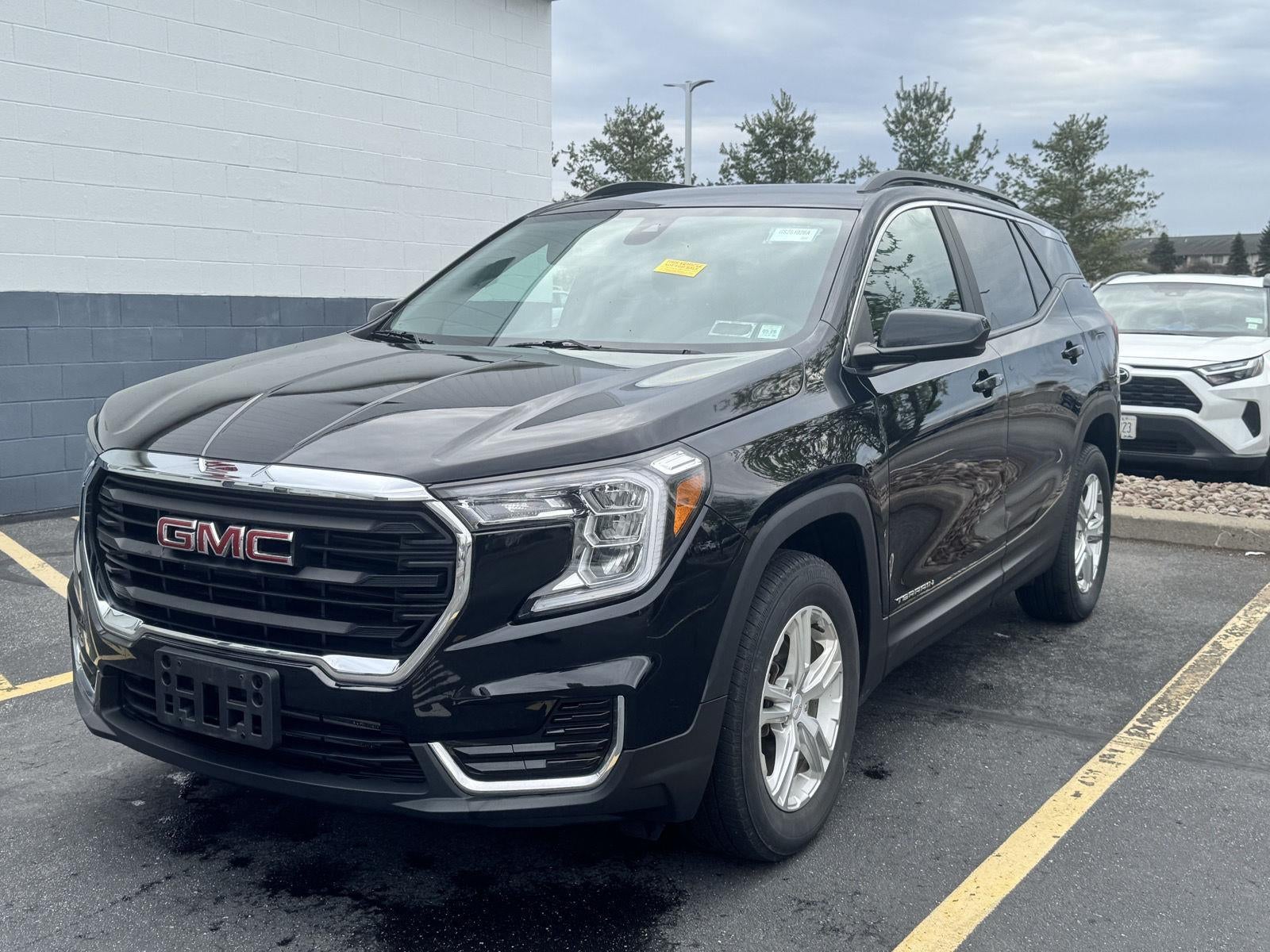 2023 GMC Terrain SLE