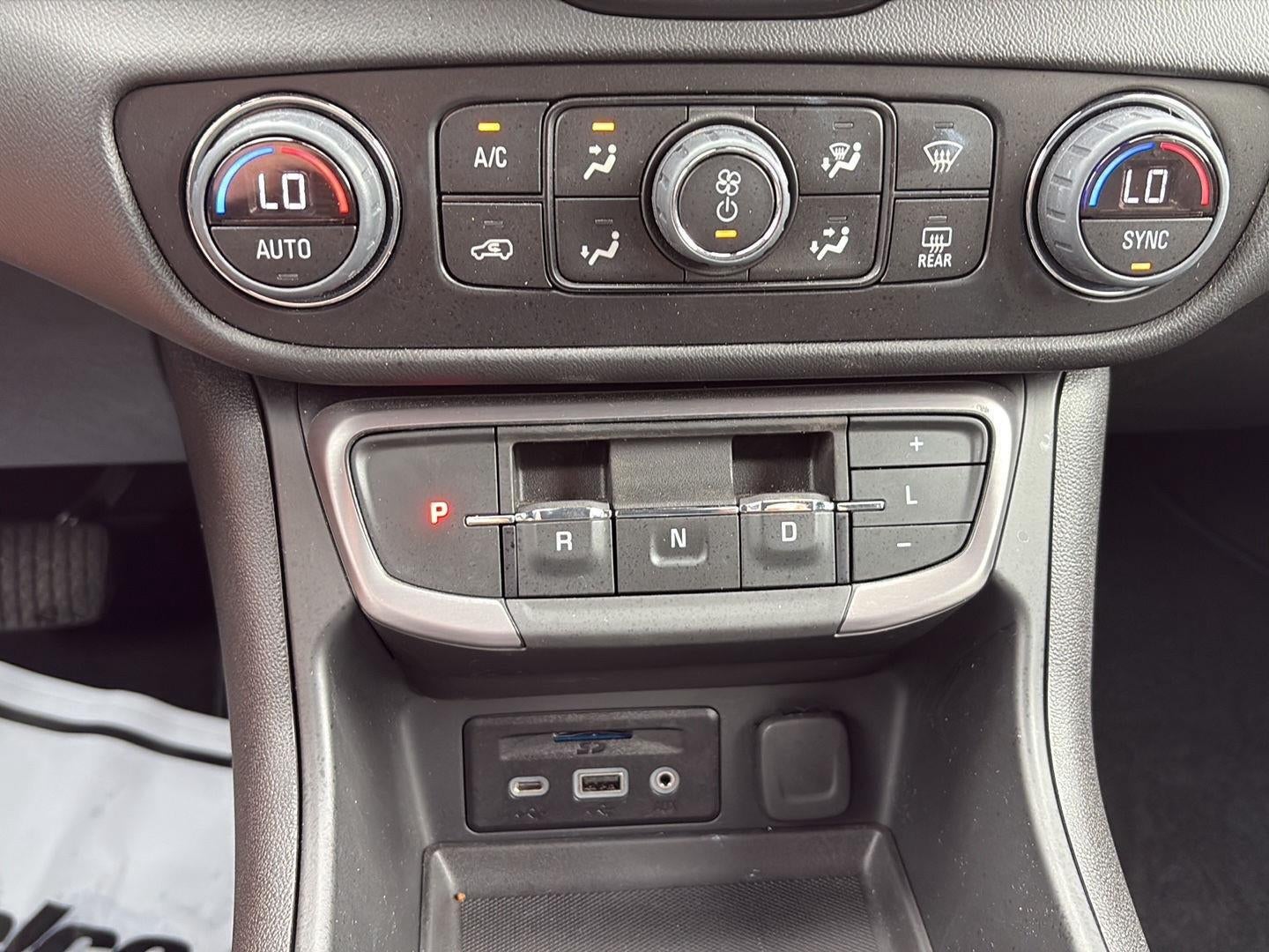 2024 GMC Terrain AT4 - Photo 17