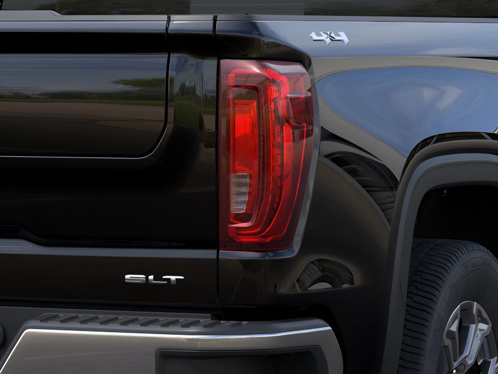 2026 GMC Sierra 1500 SLT - Photo 21