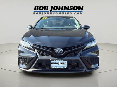 2021 Toyota Camry SE Hybrid