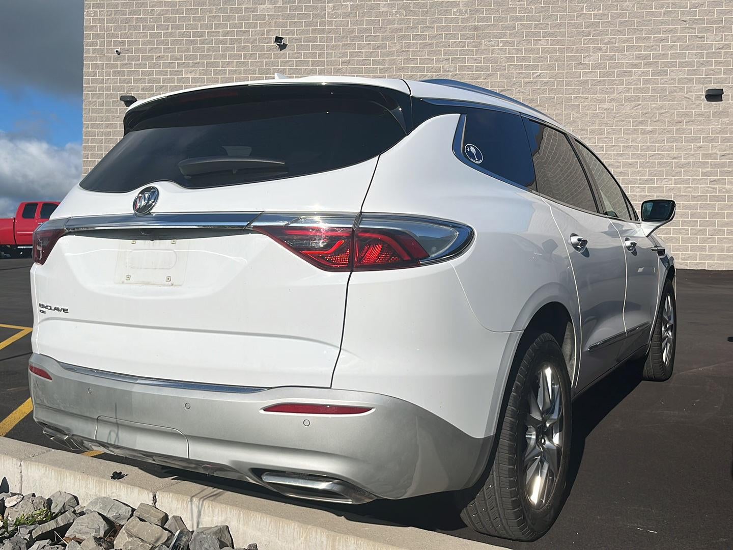 2024 Buick Enclave Essence