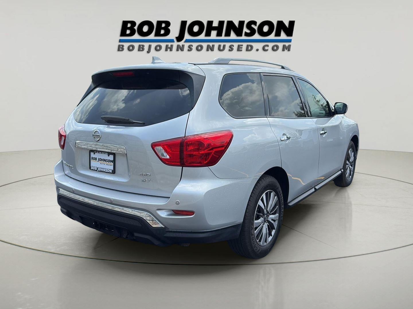 2019 Nissan Pathfinder SV