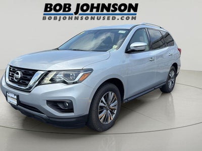 2019 Nissan Pathfinder SV