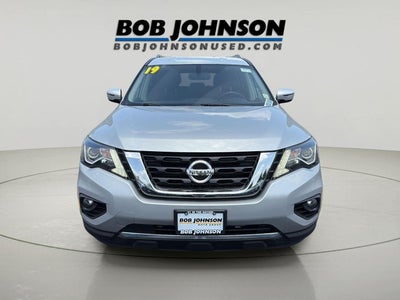 2019 Nissan Pathfinder SV