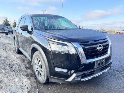 2022 Nissan Pathfinder SL 4WD