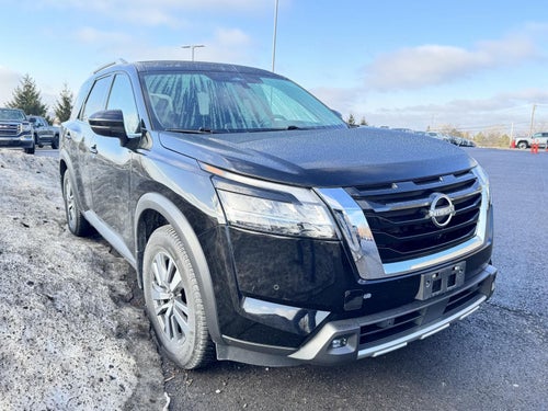 2022 Nissan Pathfinder SL 4WD