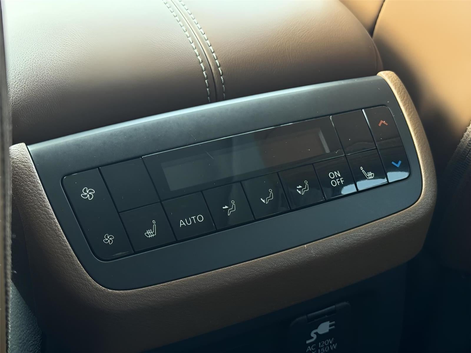 2023 Nissan Pathfinder Platinum 4WD