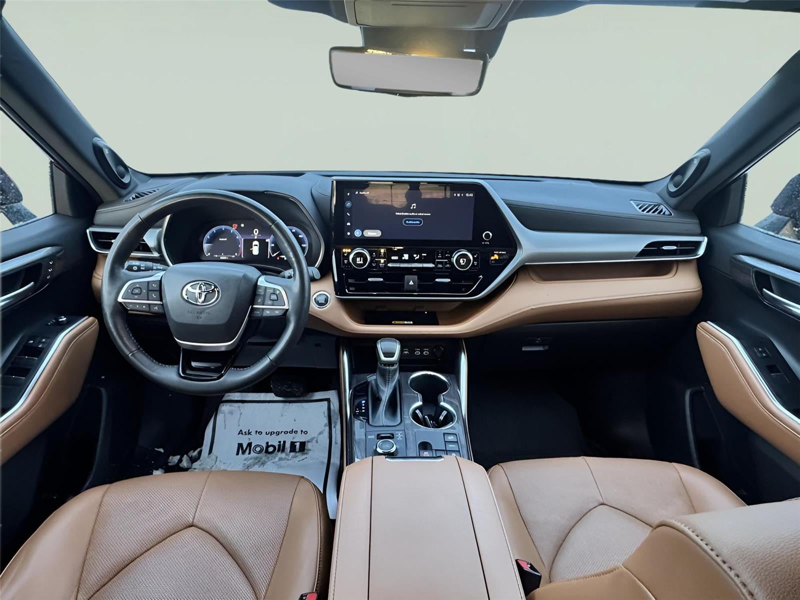 2023 Toyota Highlander Platinum