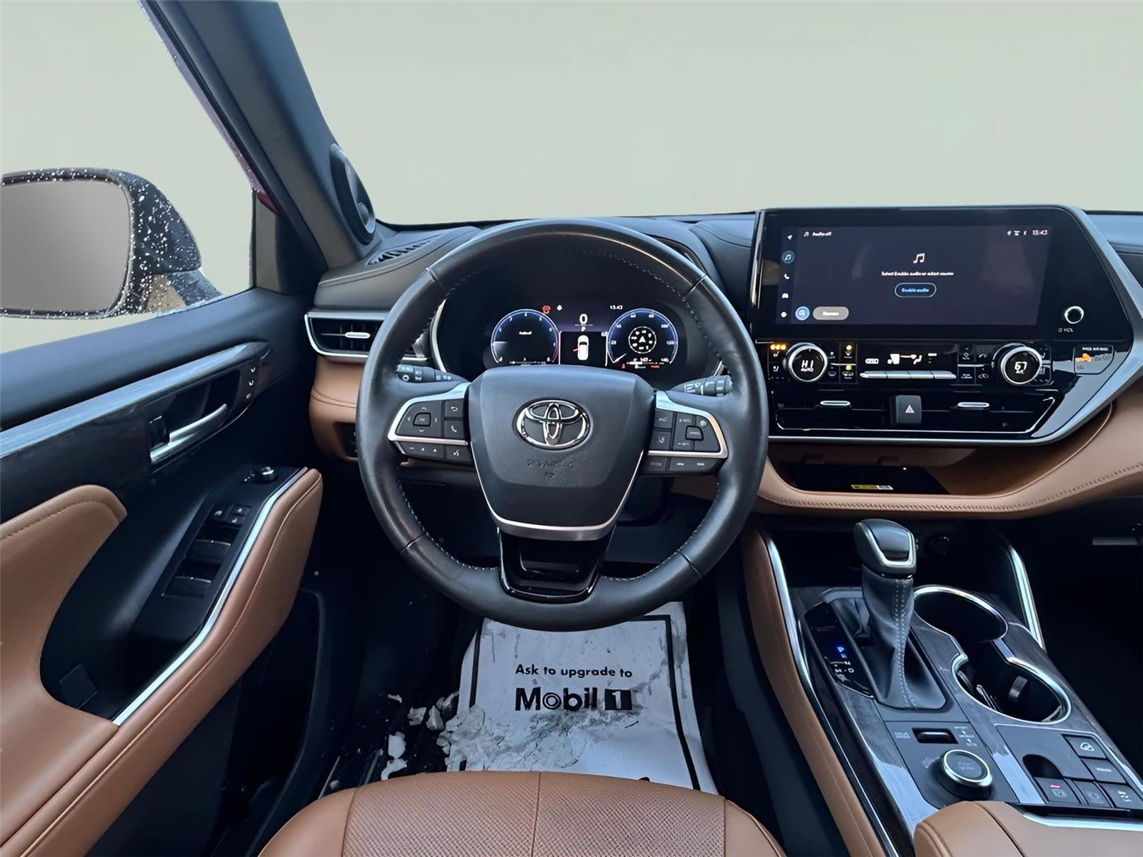 2023 Toyota Highlander Platinum