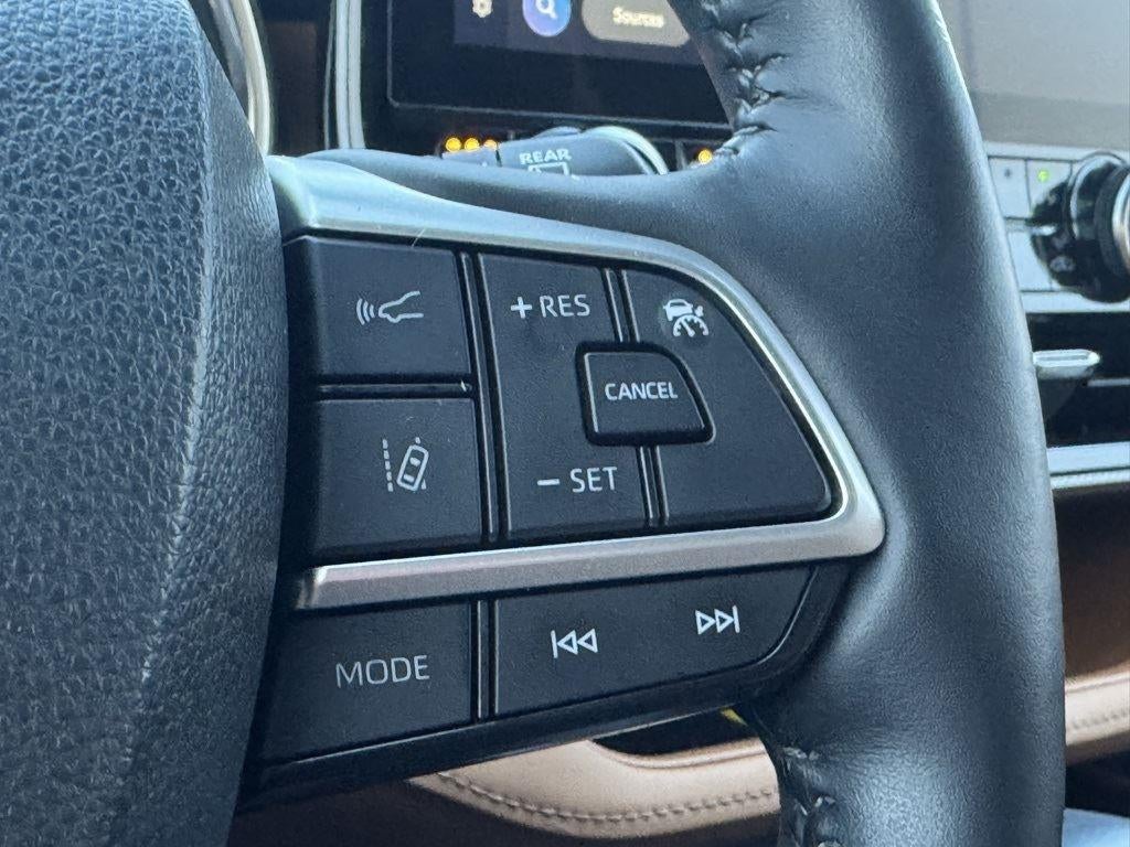 2023 Toyota Highlander Platinum