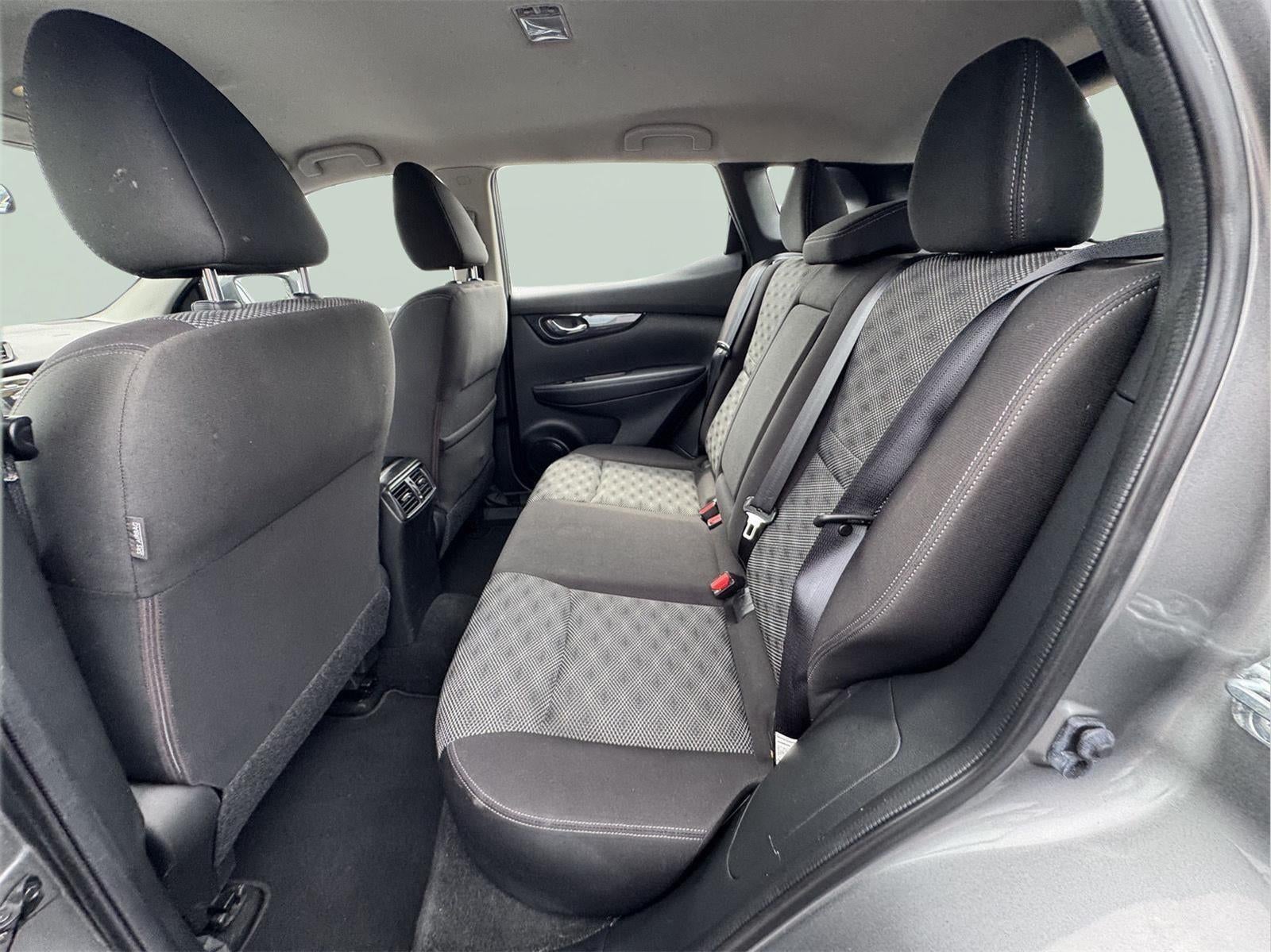 2018 Nissan Rogue Sport SV