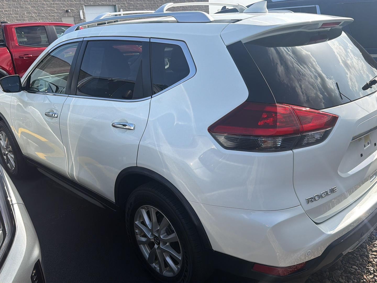 2020 Nissan Rogue SV