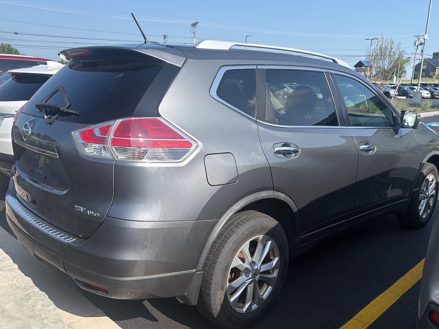 2016 Nissan Rogue SV